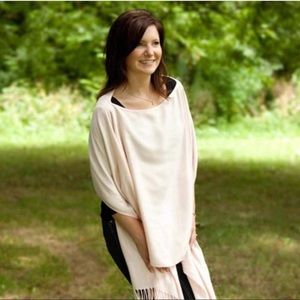 Stylish Pashmama Pink nursing breastfeeding cover